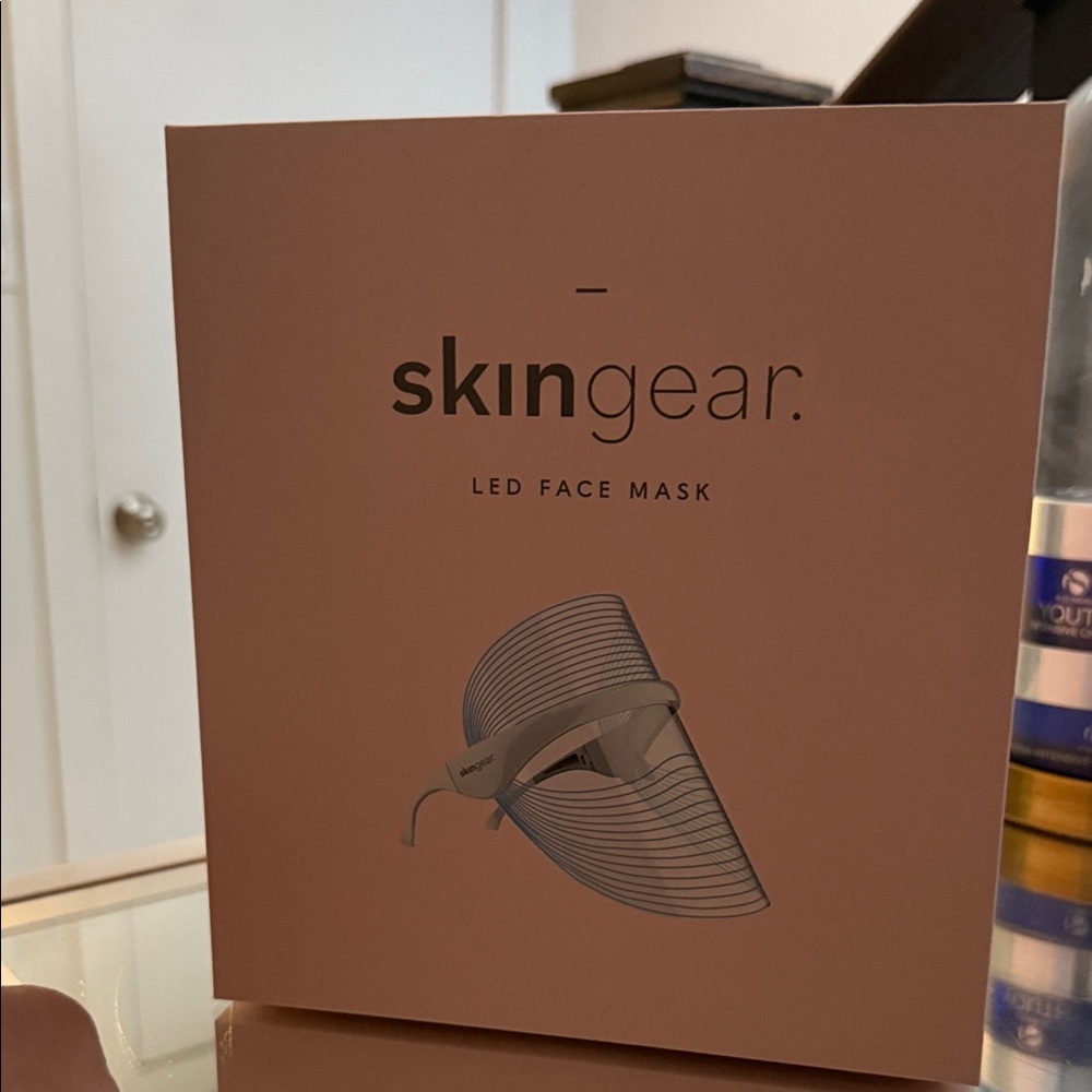 Ingear LED Face Mask - Elegant Cream